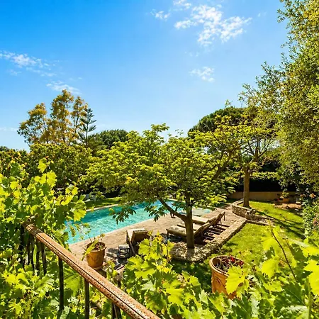 Вілла Luxury Villa, Garden, And Infinity Pool *